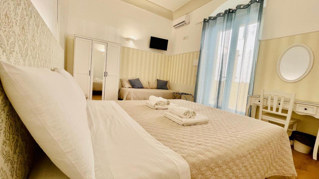 Hotel Domus Bianca Lancia Manfredonia Exterior foto