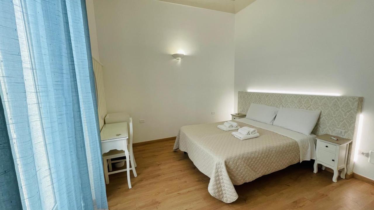 Hotel Domus Bianca Lancia Manfredonia Exterior foto